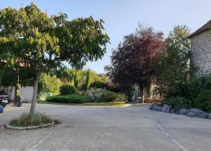 Au Fil Des Hirondelles *